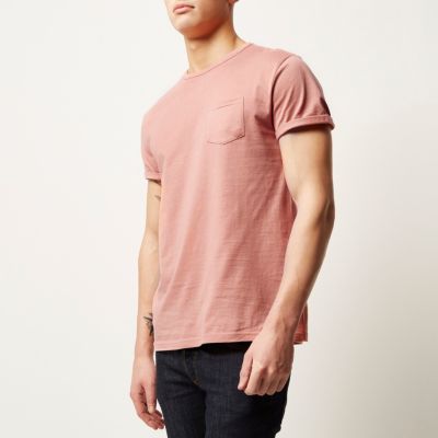 Salmon pink plain chest pocket t-shirt